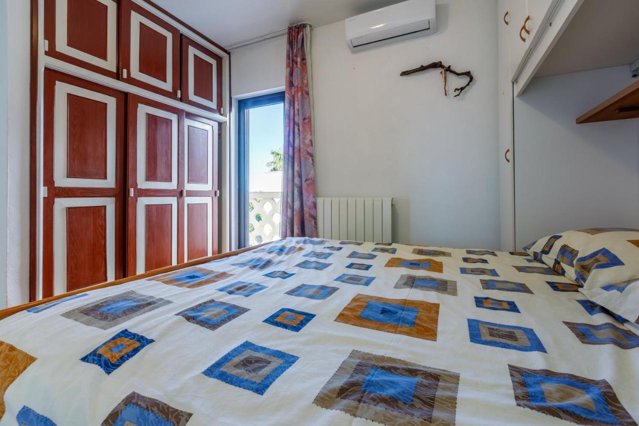 Apartment Eni Selce Exterior photo