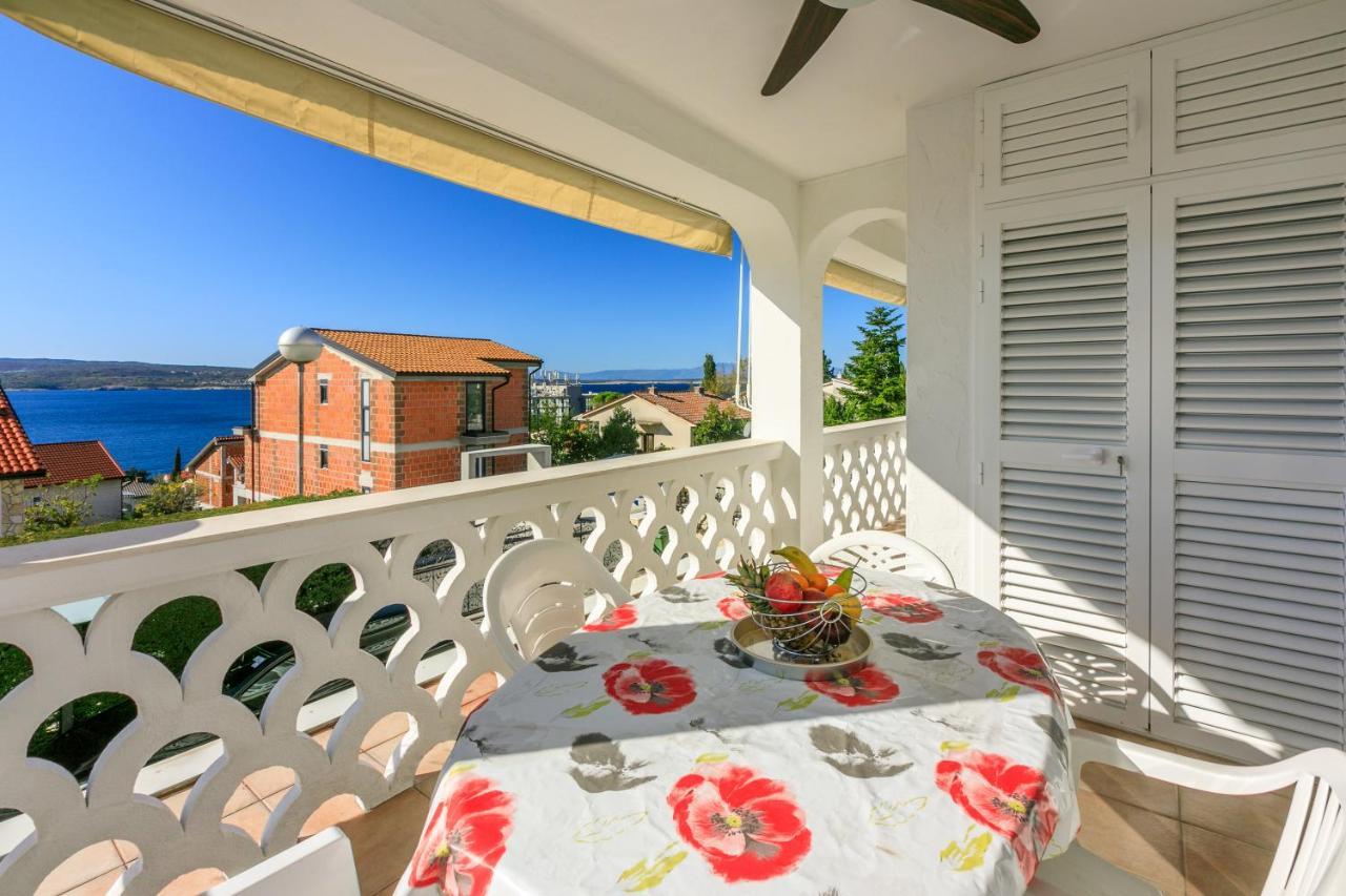 Apartment Eni Selce Exterior photo