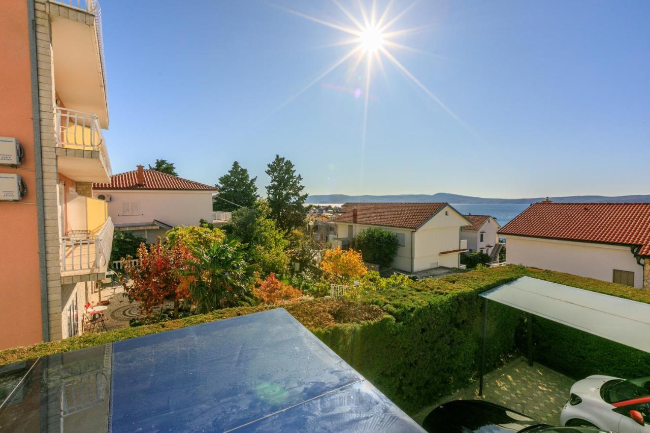 Apartment Eni Selce Exterior photo